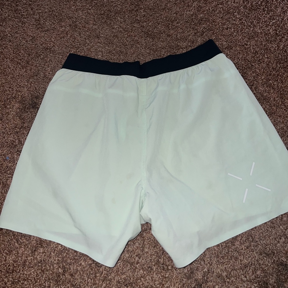 Ten thousand brand interval short